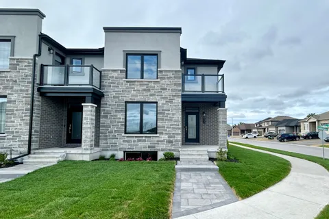 12 Riverstone Way, ON K8N 0S6