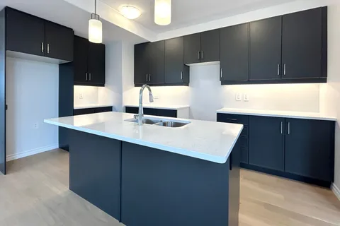 12 Riverstone Way, ON K8N 0S6