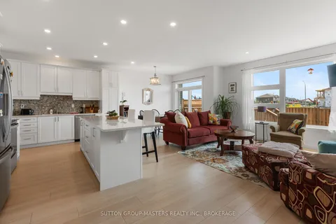 229 Superior Drive, ON K7N 0E9