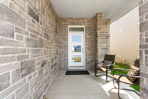 229 Superior Drive, ON K7N 0E9