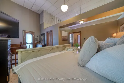 5924 Putnam Road, ON N0L 2J0