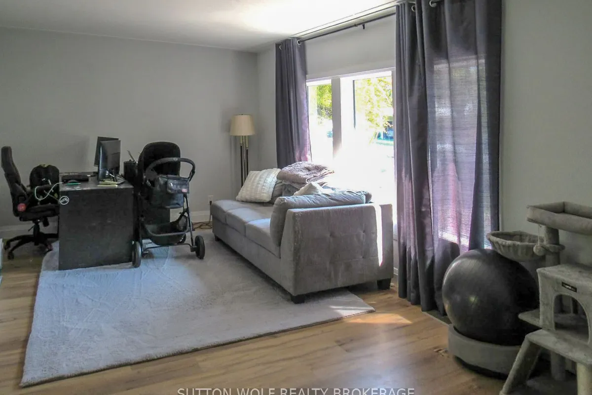 235 William Street, ON N0L 1Z0