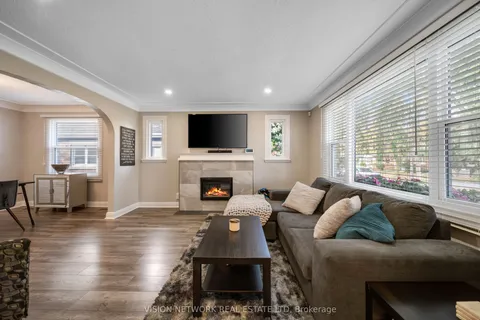 61 Langarth Street, ON N6C 1Y9