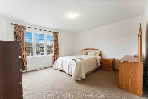 438 Haresfield Court, ON K4M 0B6