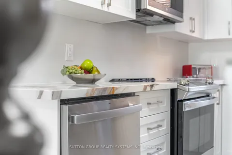 324 IRONWOOD Road, ON N1G 3G3