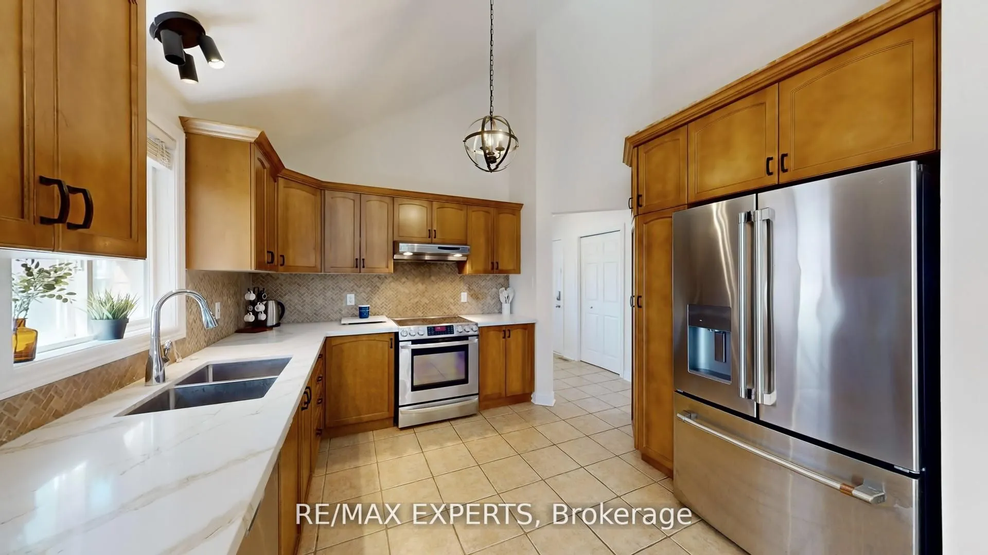 11 Wilton Road, ON N1E 7L5