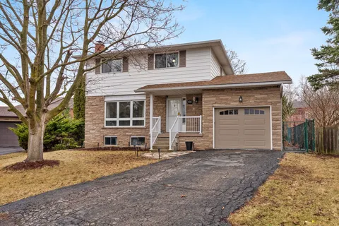 102 Dundee Drive, ON N3W 1J8