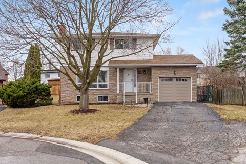 102 Dundee Drive, ON N3W 1J8