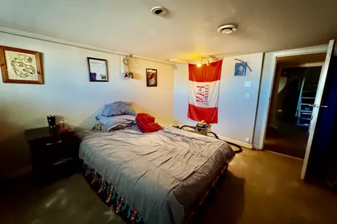 1107 Algonquin Avenue, ON P1B 4Y1