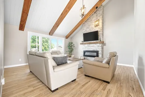 36 Thomas Street, ON K0J 1P0