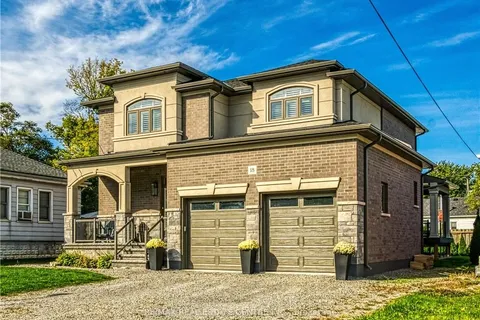 18 David Avenue, ON L9A 3V1