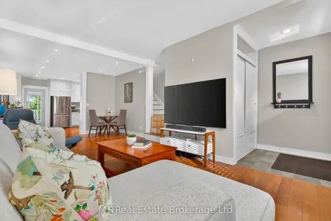 60 Howitt Street, ON N1E 3C7