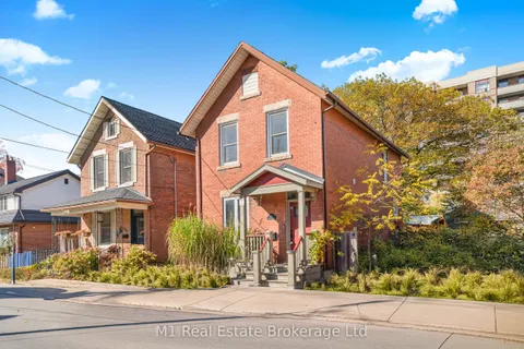 60 Howitt Street, ON N1E 3C7