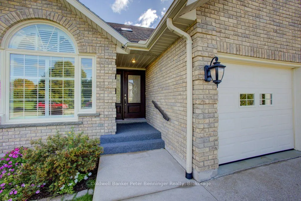 79 George Street, ON N0G 2N0