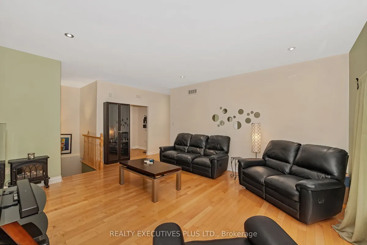 2660 Dubois Street, ON K4K 1K7