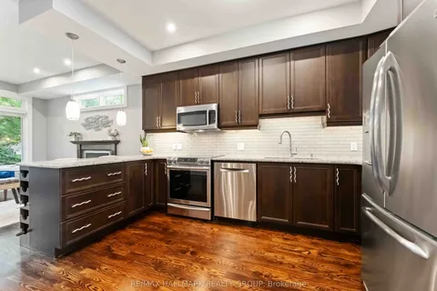 142 Queen Mary Street, ON K1K 1X5