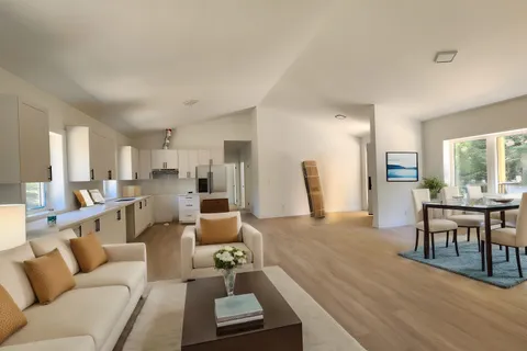 282 ECHO RIDGE Road, ON P0A 1M0