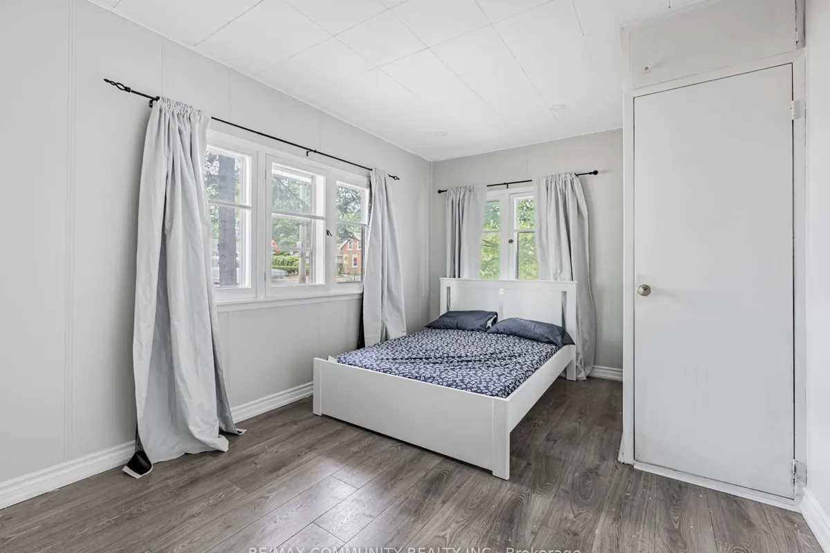 36 North Street, ON K0M 1A0