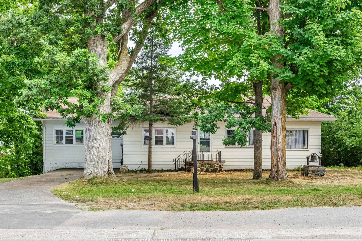 36 North Street, ON K0M 1A0