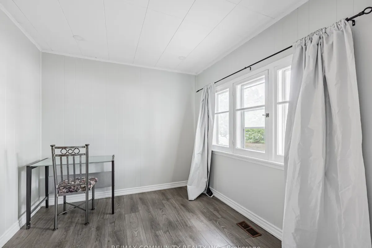 36 North Street, ON K0M 1A0