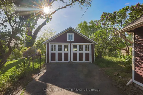 102 Main Street, ON L3M 1N8