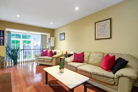 310 Silbrass Private, ON K2J 5M5