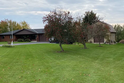 1315 Concession 8 Concession, ON N0G 2T0