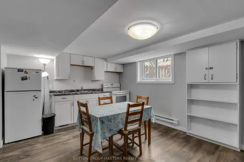 250 Yonge Street, ON K7M 1G5