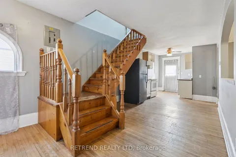 219 Erie Avenue, ON N3S 2H1