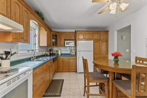 57 Wellandvale Drive, ON L3C 7C5