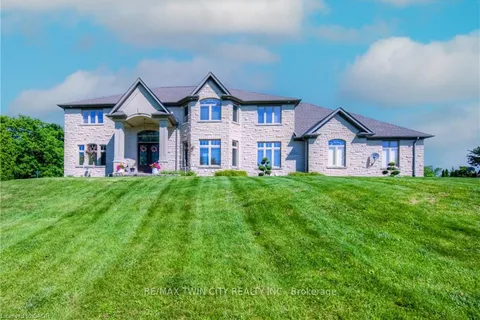 226 Shade Street, ON N3A 4J2