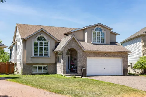 8207 Beaver Glen Drive, ON L2H 3K5