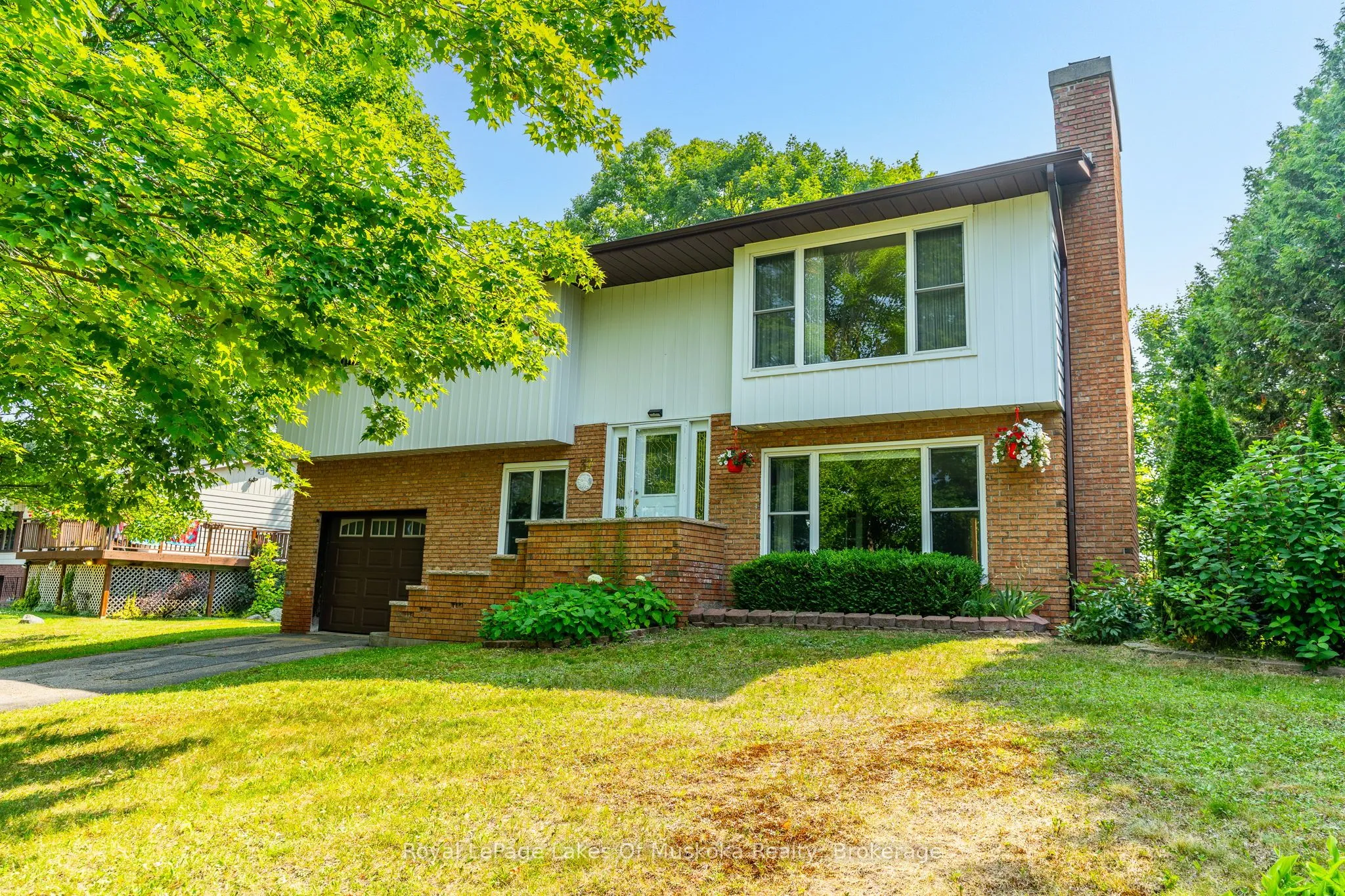 37 Church Street, ON P1L 2A2