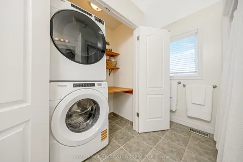 26 Island Lake Road, ON L9W 5K3