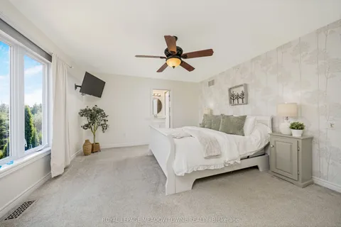 26 Island Lake Road, ON L9W 5K3