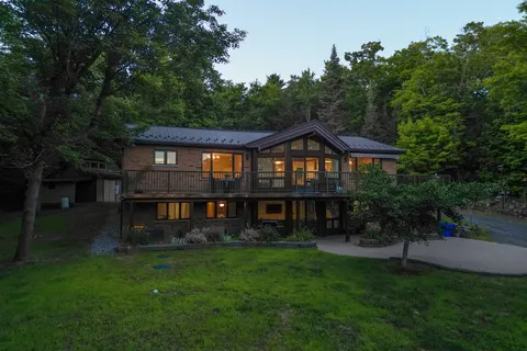 708 Anita Avenue, ON P1B 8G4