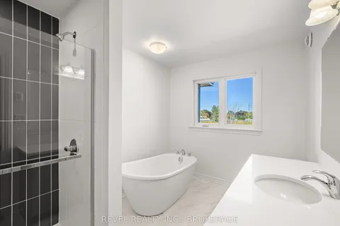 1413 Demers Avenue, ON K7M 0H8