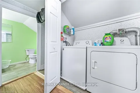 58 Avondale Road, ON K8P 4G3