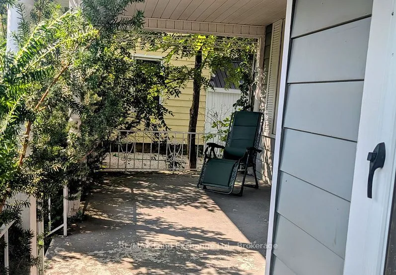 431 Coombs Street, ON N0M 1H0