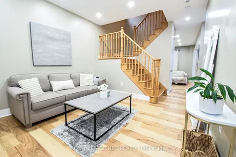 7794 Sassafras Trail, ON L2H 0N5