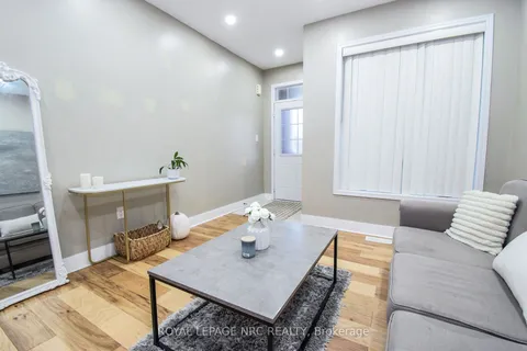 7794 Sassafras Trail, ON L2H 0N5