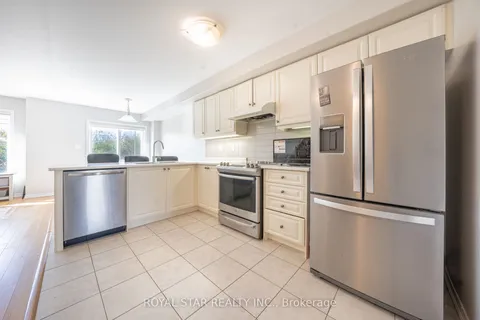 170 Esther Crescent, ON L3B 5N5