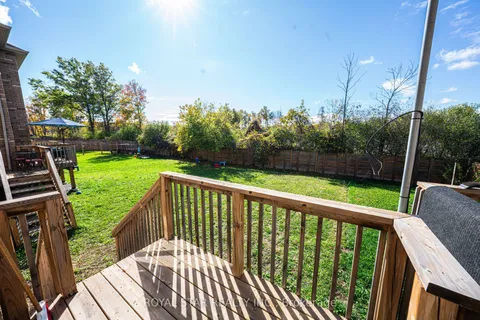 170 Esther Crescent, ON L3B 5N5