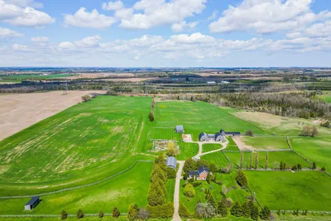 071533 10th Line, ON L9W 7A1