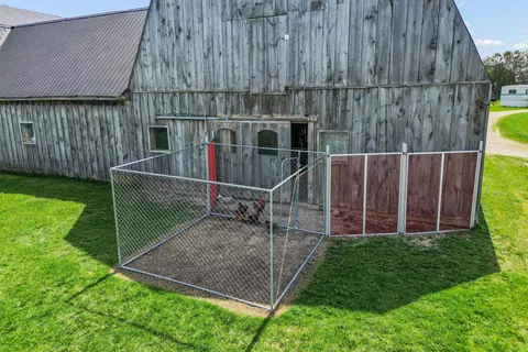 071533 10th Line, ON L9W 7A1