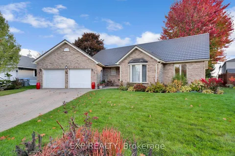 17 Abbey Lane, ON N0M 1S1