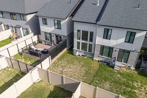 517 Cobra Crescent, ON K2V 0T6