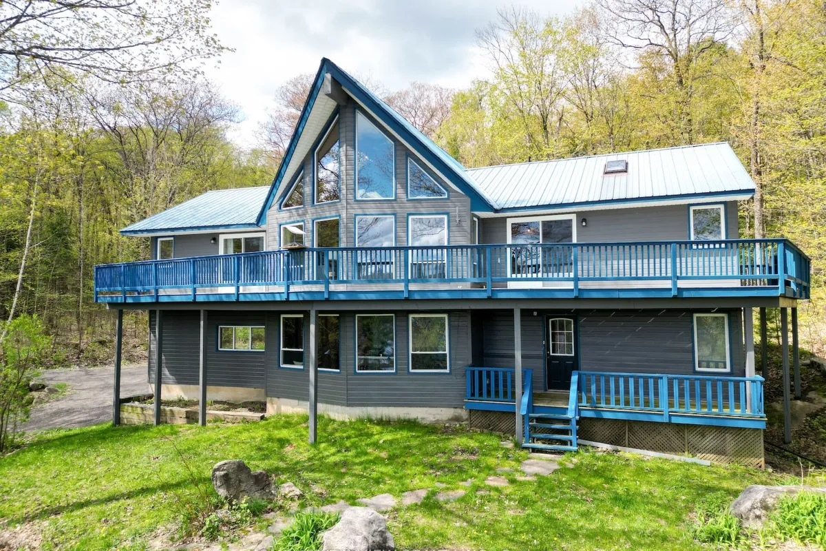 19243 Hwy 35 Highway, ON K0M 1J2