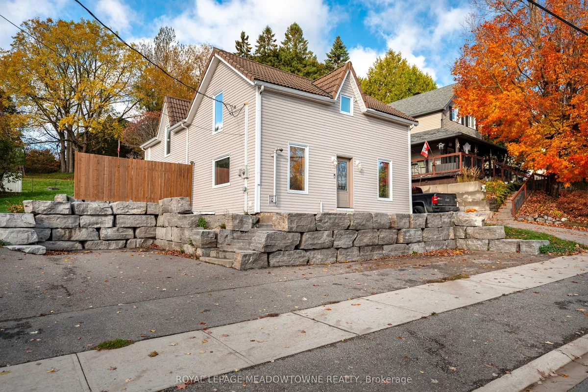 34 Crozier Street, ON L0N 1G0