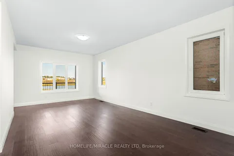 80 Grandville Circle, ON N3L 0J5